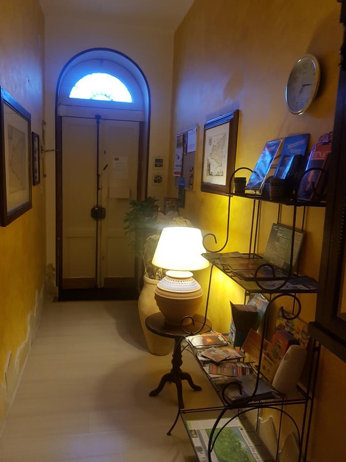 ホテル Borgo Marinaro アーチ・カステッロ エクステリア 写真